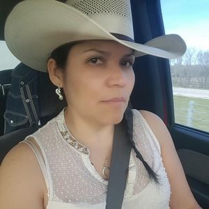 Meet your Posher, Amelia